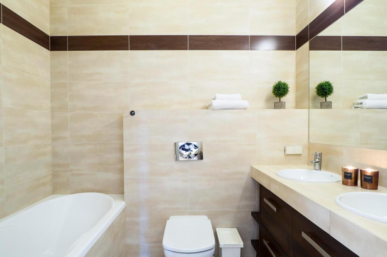 Prestige Apartment - Elegant & Quiet Stay 3 Rooms 90M2 - As Home Apartamenty Rynek 508 Wrocław Exterior foto